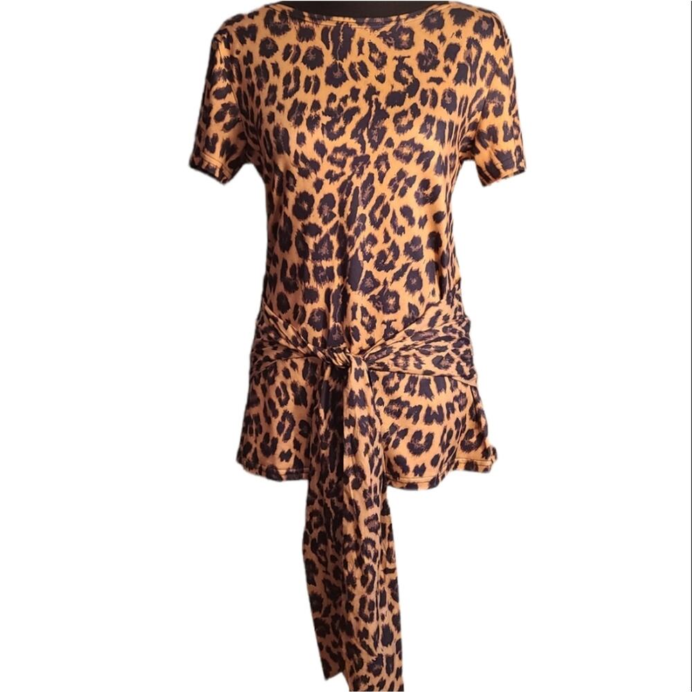 Cheetah Print top, size Small Soft & Stretchy - Picture 2 of 6